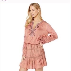 Frye Size S Boho Pink Embroidered Dress 💕